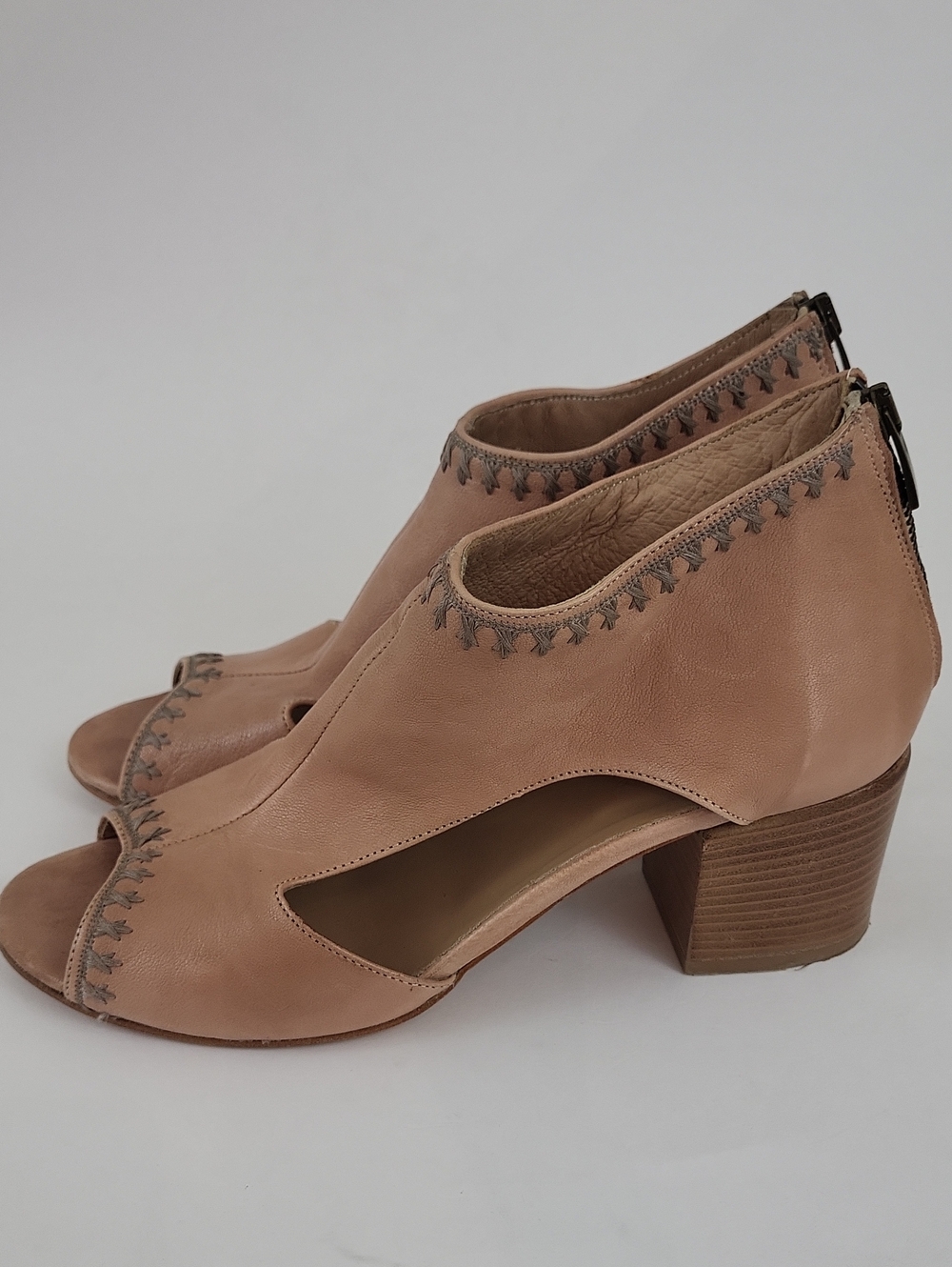 Sundance Point of Difference Stacked Heel Open Toe Sandals Size EU 41 / 10-10.5